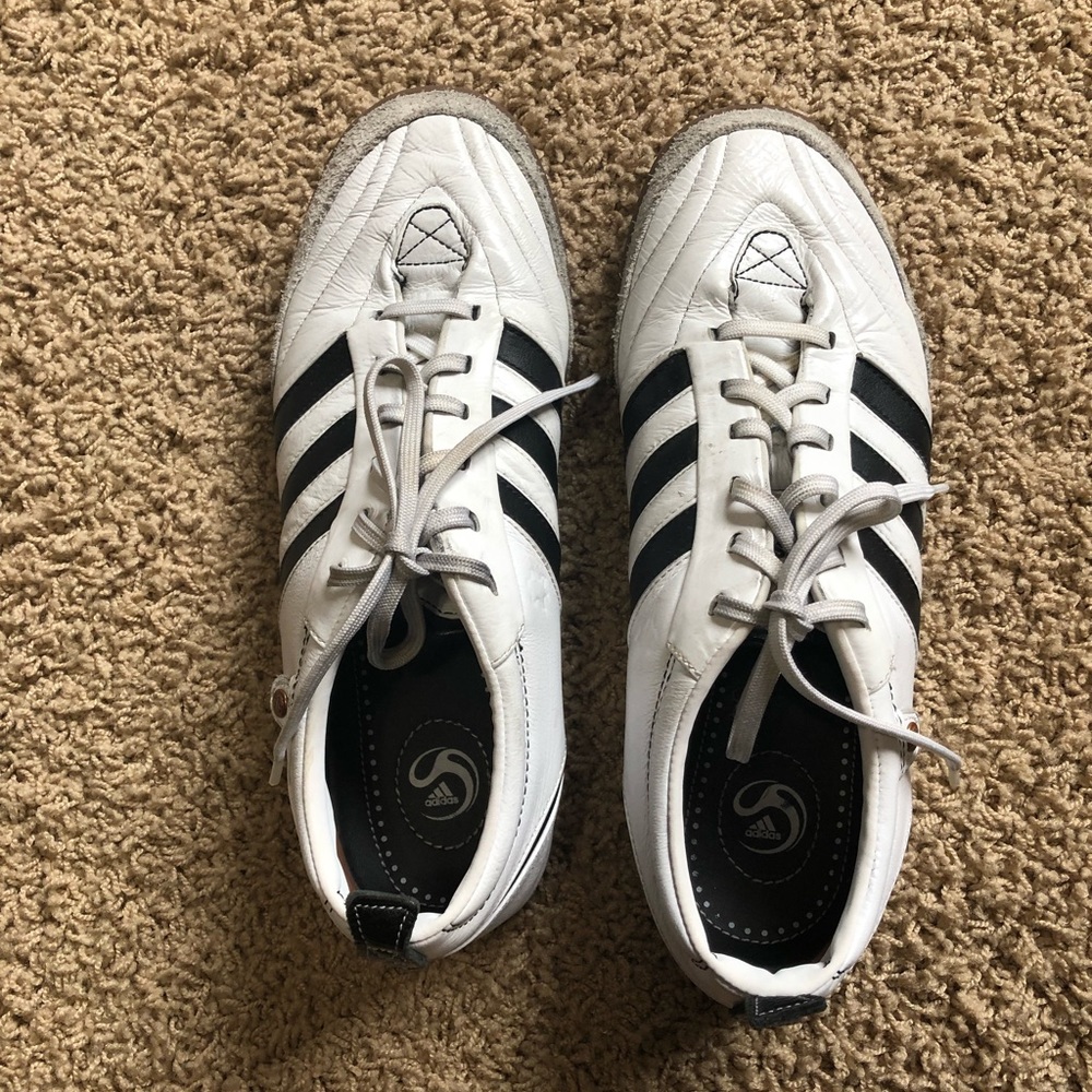 Men’s indoor soccer shoes